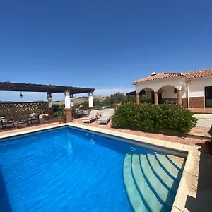 https://villa-azafran.es-andalucia.com